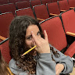 Meet your Posher, Maya